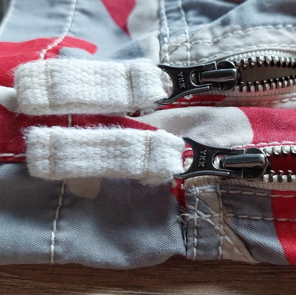 2011 ln/euc red camo board shorts size 6 - Picture 8 of 13